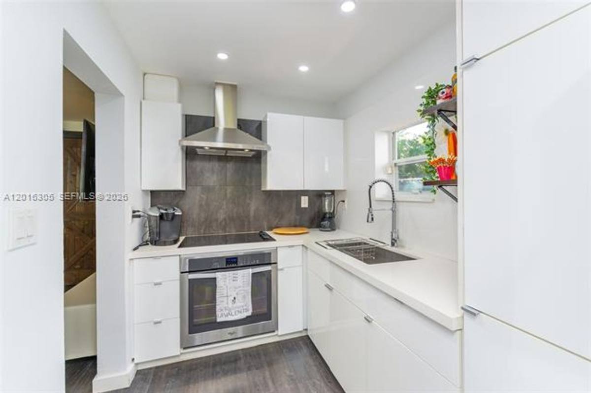 House for rent at 3610 S Douglas Rd, Miami, FL 33133