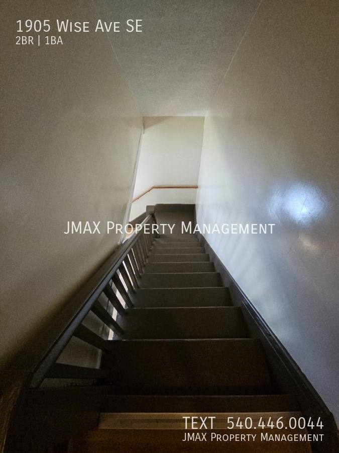 House for rent at 1905 Wise Ave SE, Roanoke, VA 24013