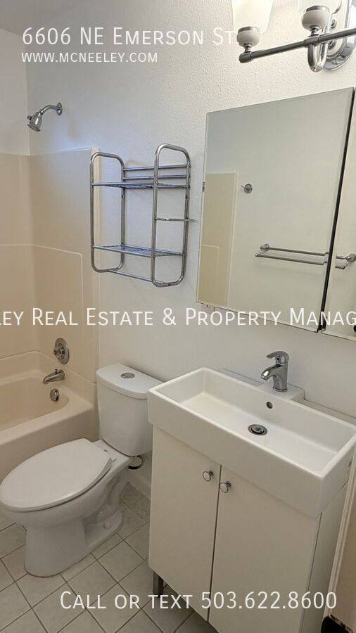 House for rent at 6606 NE Emerson St, Portland, OR 97218