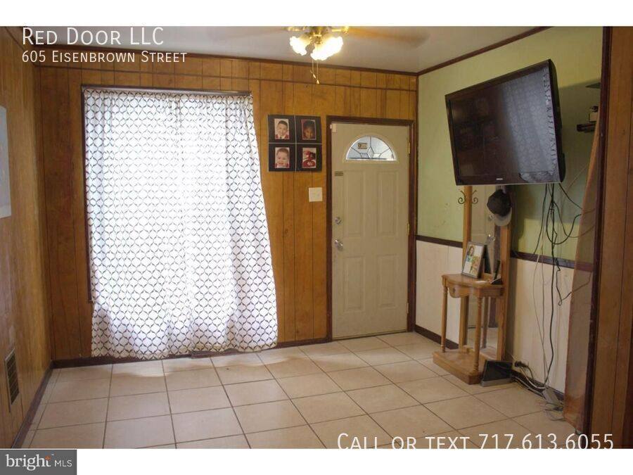 House for rent at 605 Eisenbrown St, Reading, PA 19601