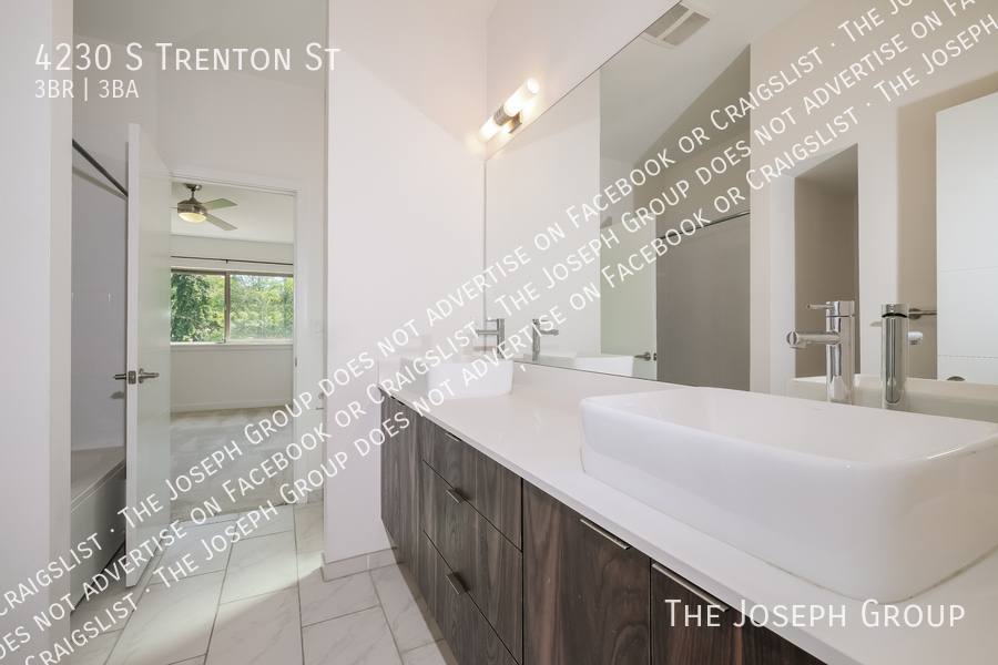 Townhouse for rent at 4230 S Trenton St, Seattle, WA 98118