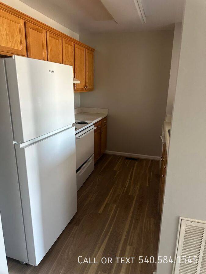 Townhouse for rent at 615 Colorado St, Salem, VA 24153
