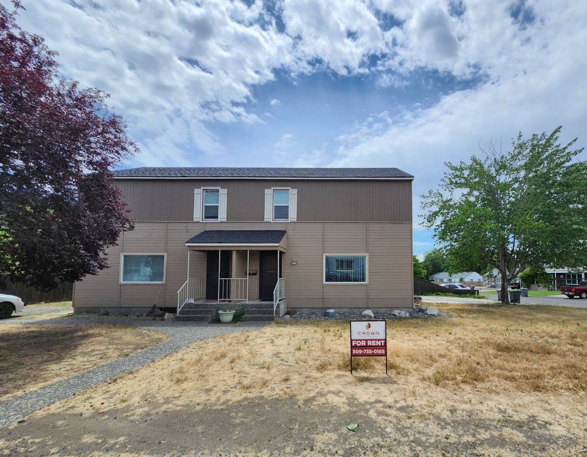 Apartment for rent at 1209 1211 Torbett St, Richland, WA 99354