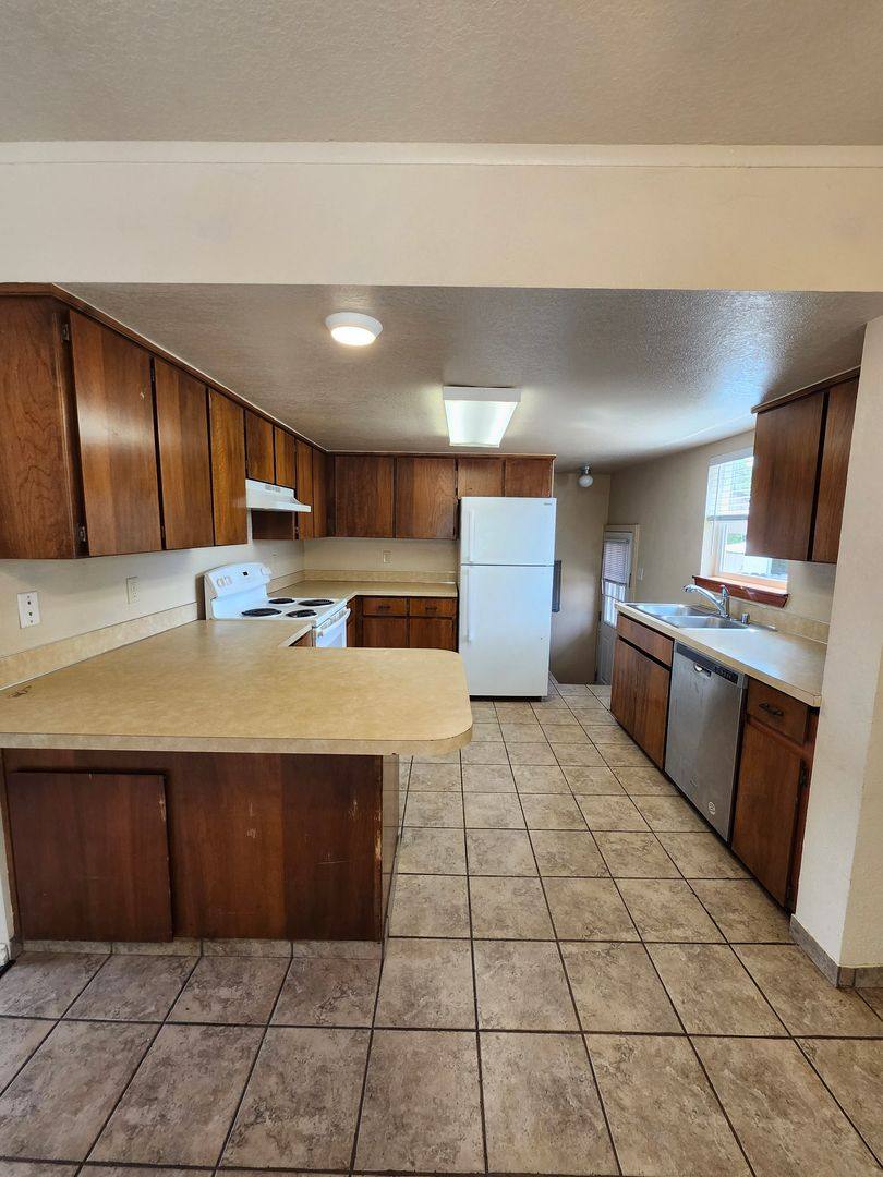 Apartment for rent at 1209 1211 Torbett St, Richland, WA 99354
