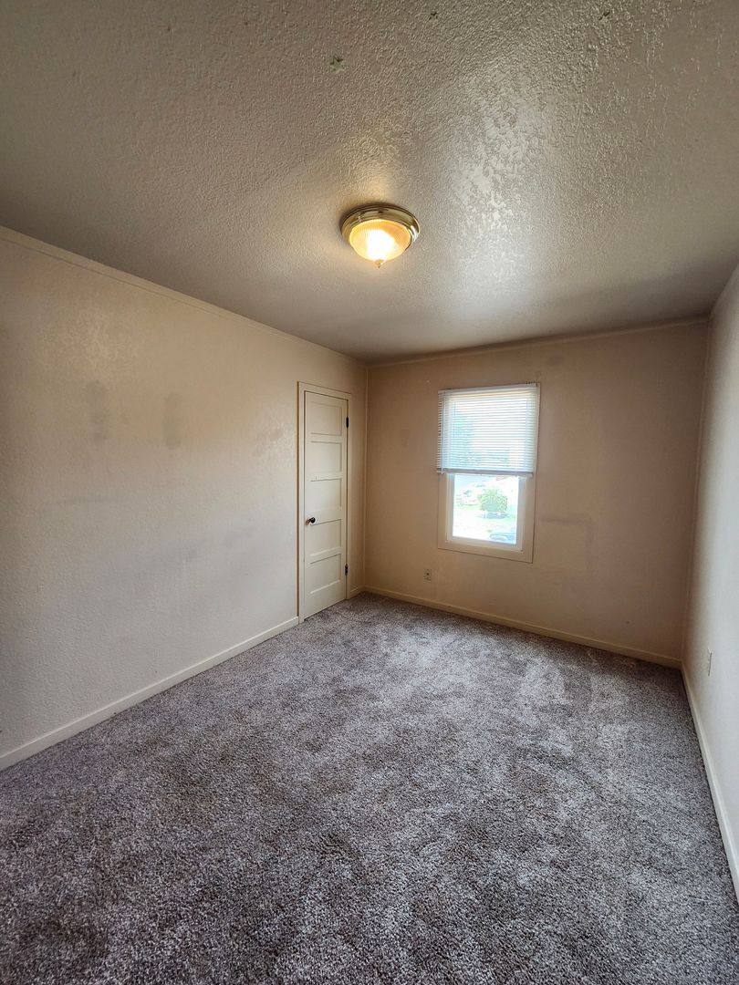 Apartment for rent at 1209 1211 Torbett St, Richland, WA 99354