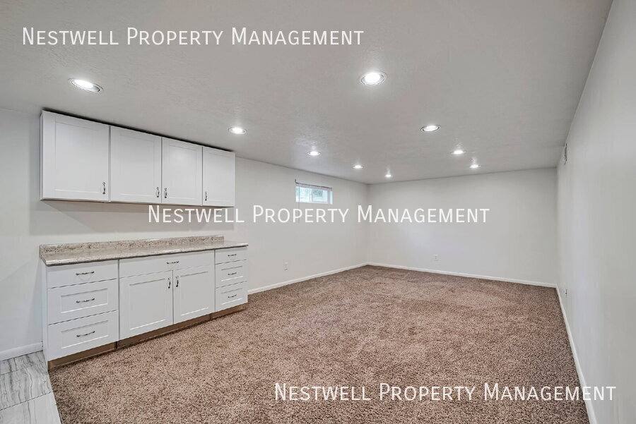 Apartment for rent at 1335 E Maplewood Dr, Salt Lake City, UT 84121