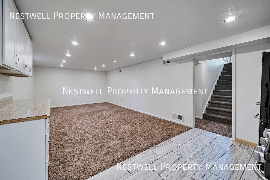 Apartment for rent at 1335 E Maplewood Dr, Salt Lake City, UT 84121