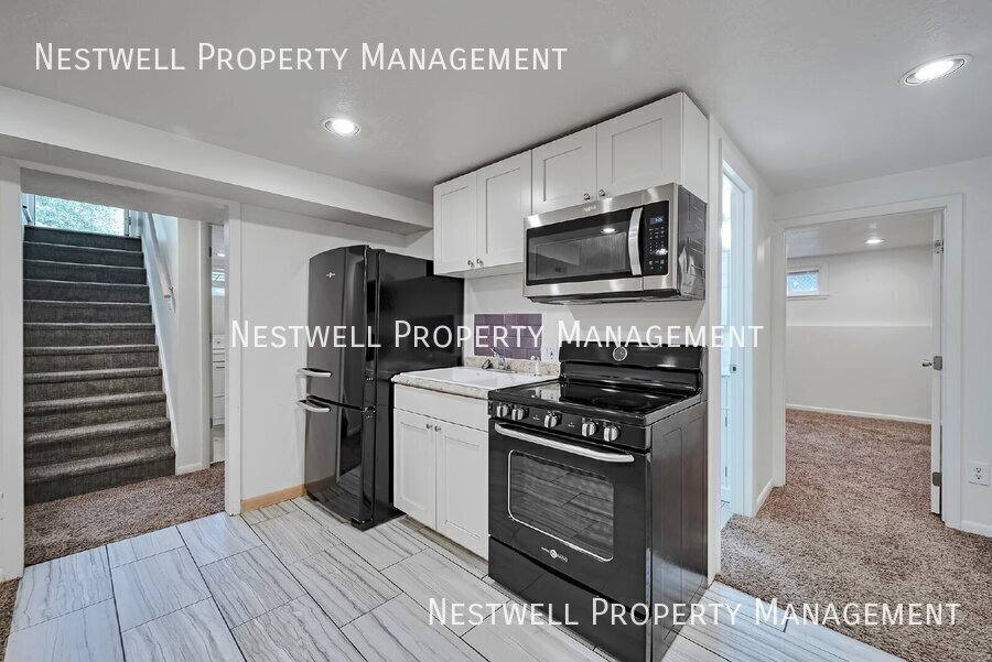 Apartment for rent at 1335 E Maplewood Dr, Salt Lake City, UT 84121