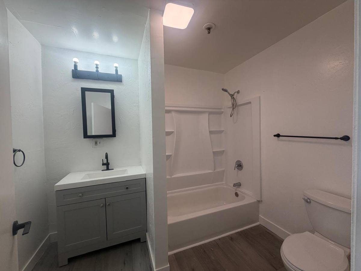 Apartment for rent at 419 Peterson St #419, Oakland, CA 94601