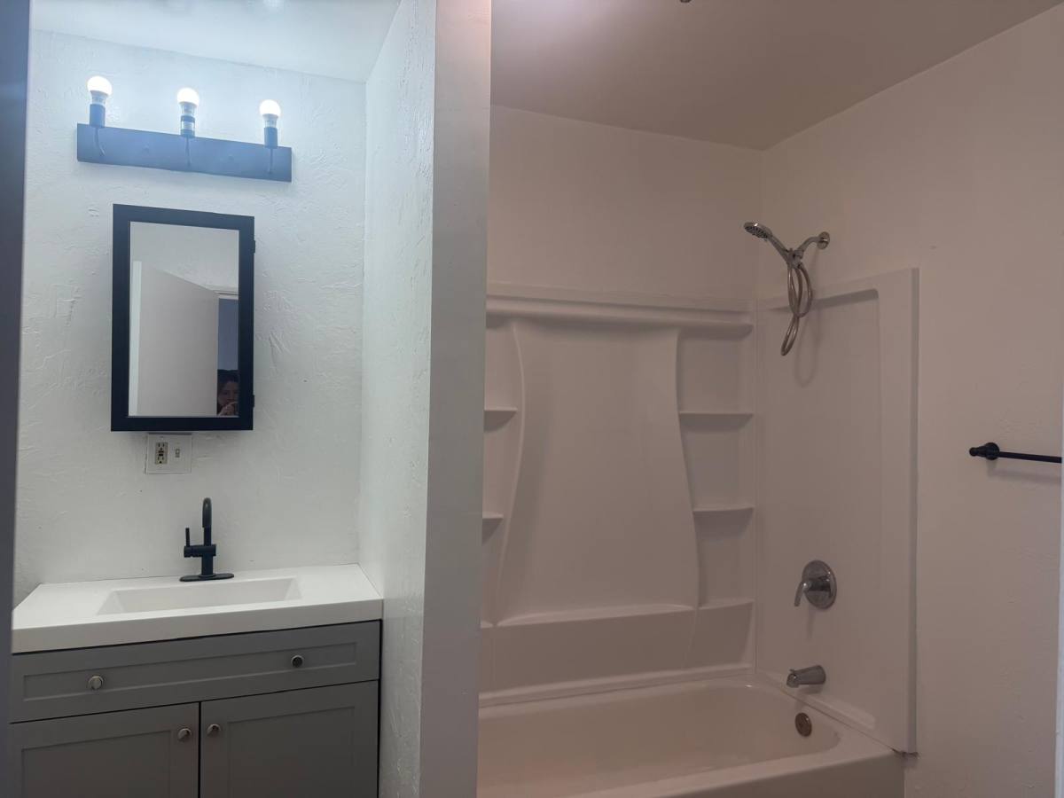 Apartment for rent at 419 Peterson St #419, Oakland, CA 94601