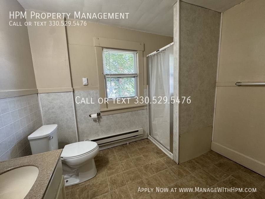Apartment for rent at 2901 7th St NW #UP, Canton, OH 44708