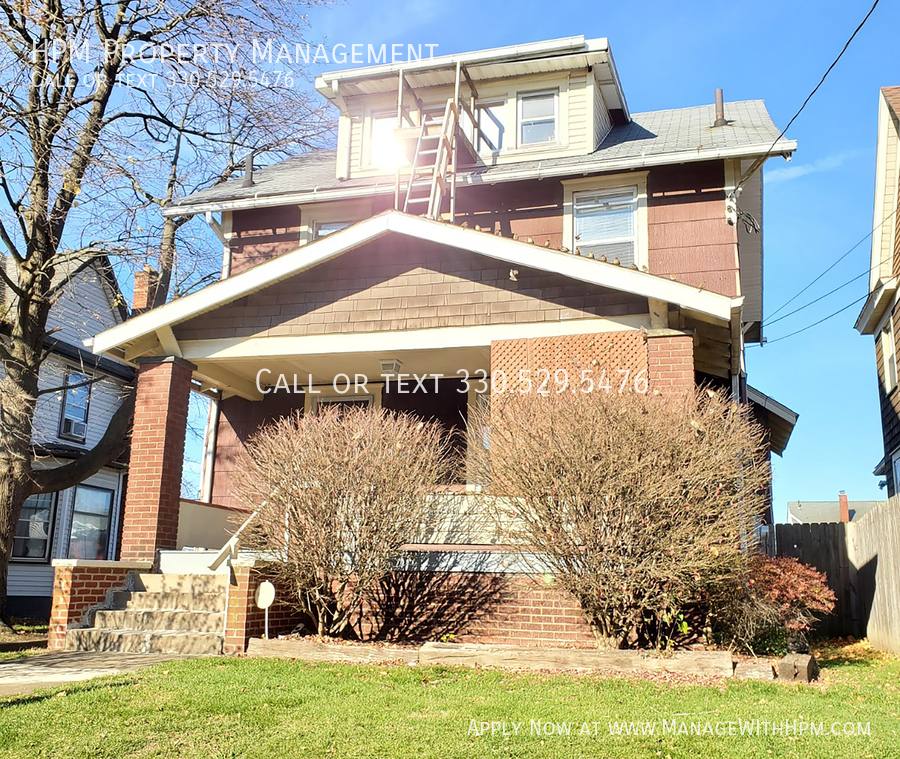 Apartment for rent at 2901 7th St NW #UP, Canton, OH 44708