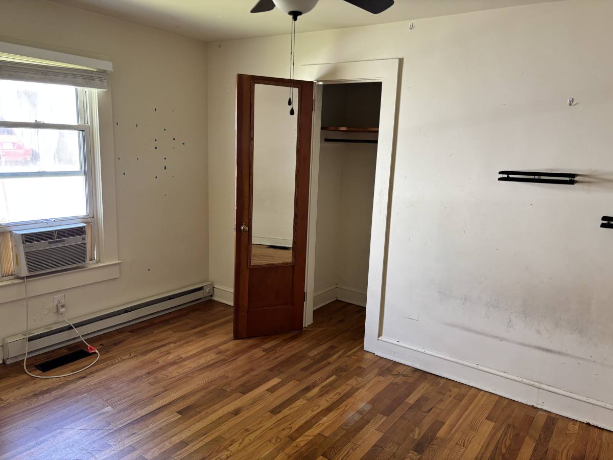 House for rent at 323 Allen St, Hendersonville, NC 28739
