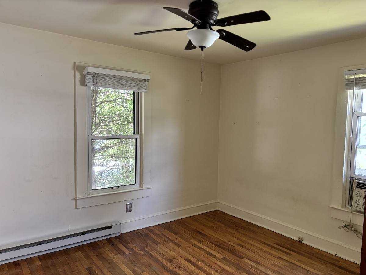 House for rent at 323 Allen St, Hendersonville, NC 28739