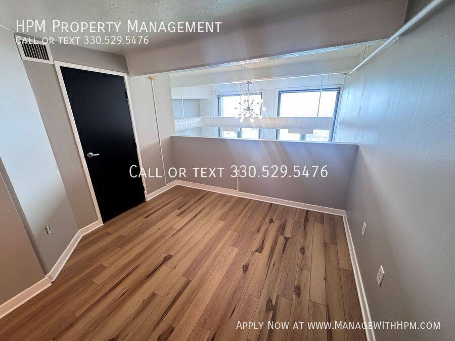 Apartment for rent at 1133 W 9th St #706, Cleveland, OH 44113