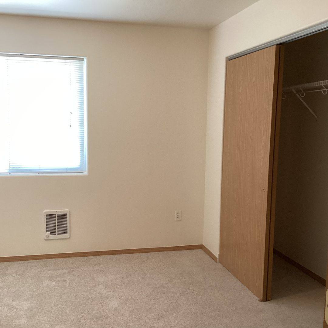 Apartment for rent at 15620 E Valleyway, Veradale, WA 99037