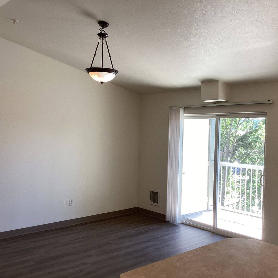 Apartment for rent at 15620 E Valleyway, Veradale, WA 99037