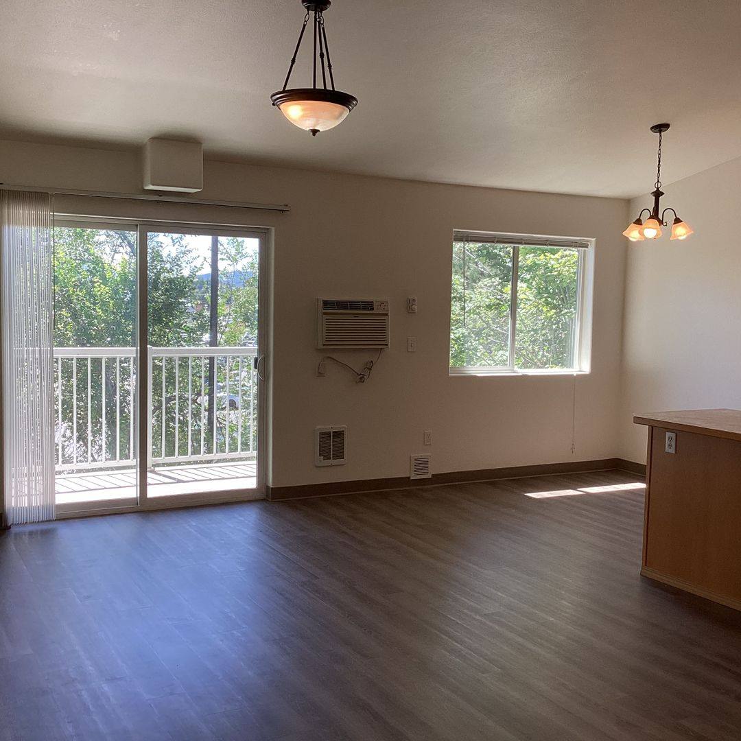Apartment for rent at 15620 E Valleyway, Veradale, WA 99037