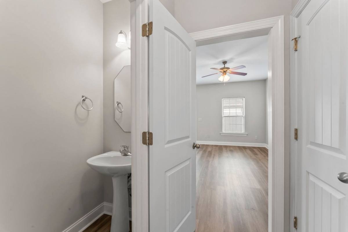 Townhouse for rent at 338 Rowlette Circle, Murfreesboro, TN 37127