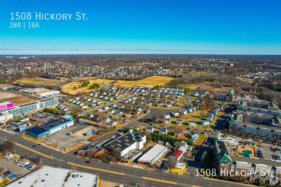 Apartment for rent at 1508 Hickory St, Richmond, VA 23222