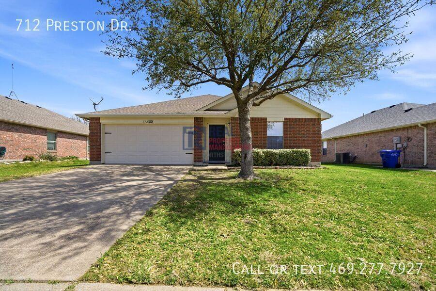 House for rent at 712 Preston Dr, Royse City, TX 75189
