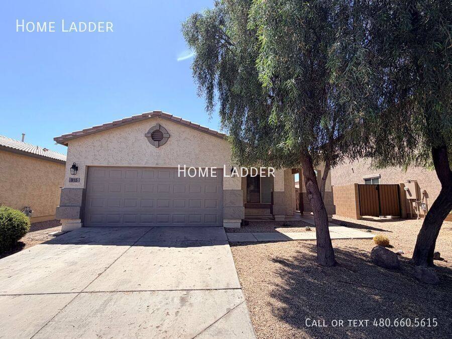 House for rent at 915 E Gold Dust Way, San Tan Valley, AZ 85143