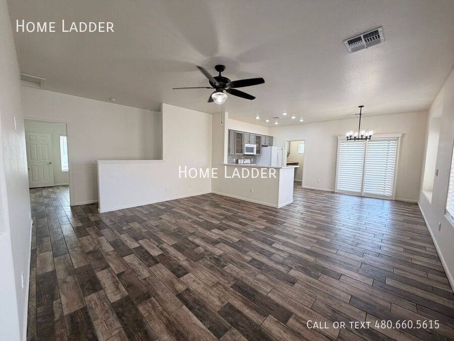 House for rent at 915 E Gold Dust Way, San Tan Valley, AZ 85143