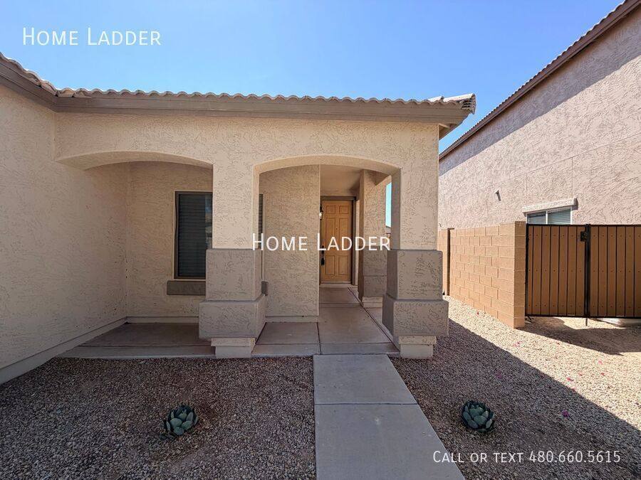 House for rent at 915 E Gold Dust Way, San Tan Valley, AZ 85143