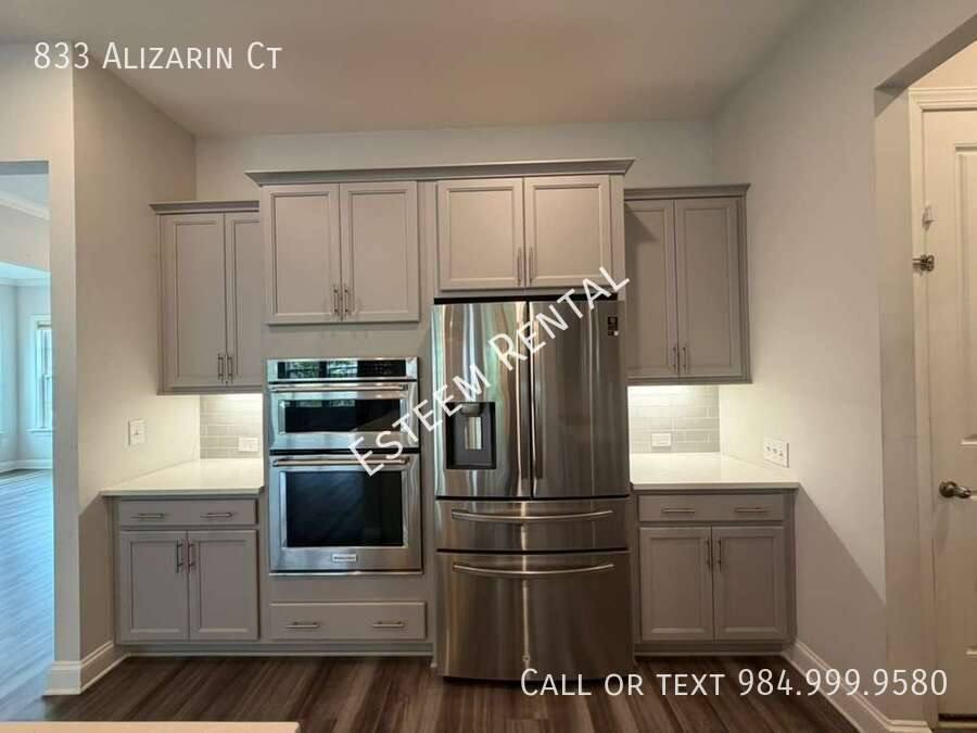 House for rent at 833 Alizarin Court, Cary, NC 27519