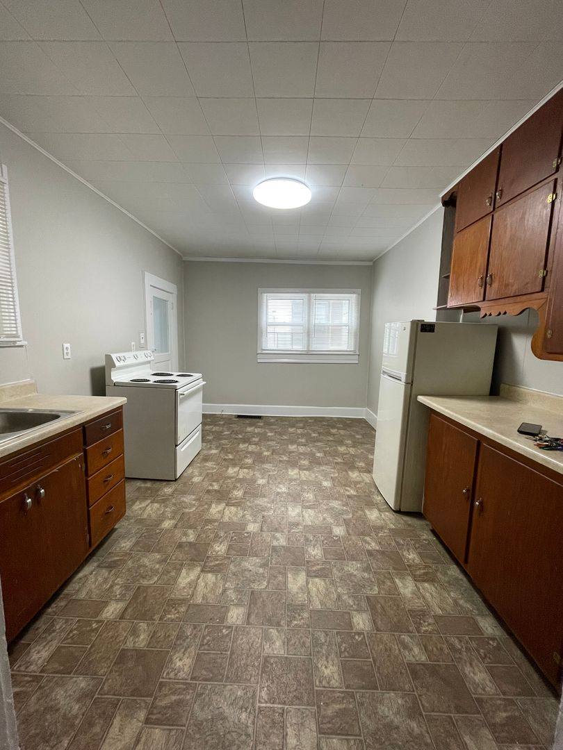 Apartment for rent at 1428 Grove St, Lafayette, IN 47905