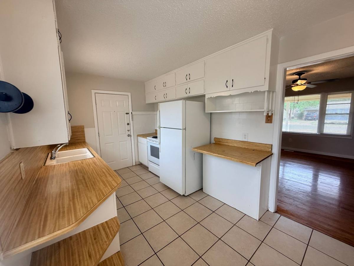 House for rent at 2513 43rd, Lubbock, TX 79413
