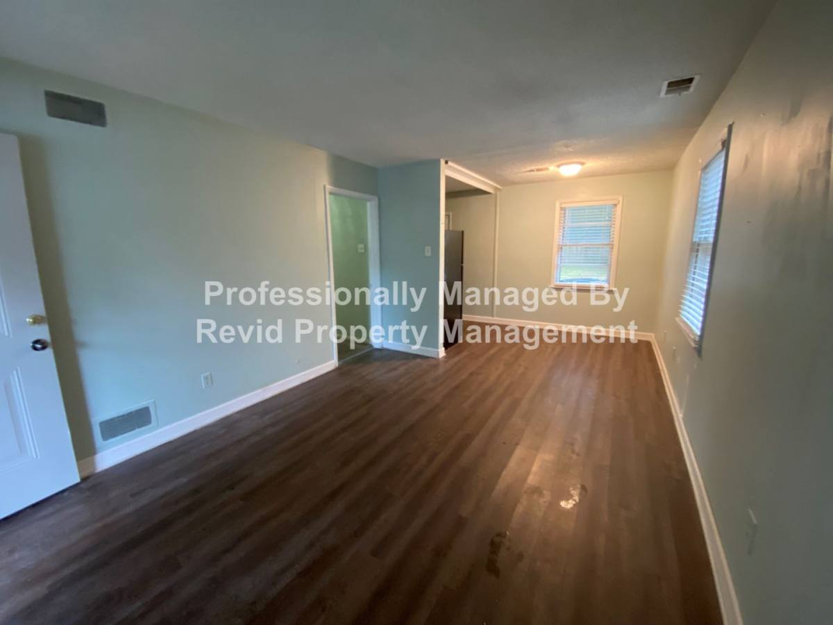 House for rent at 4121 Westover, Memphis, TN 38108