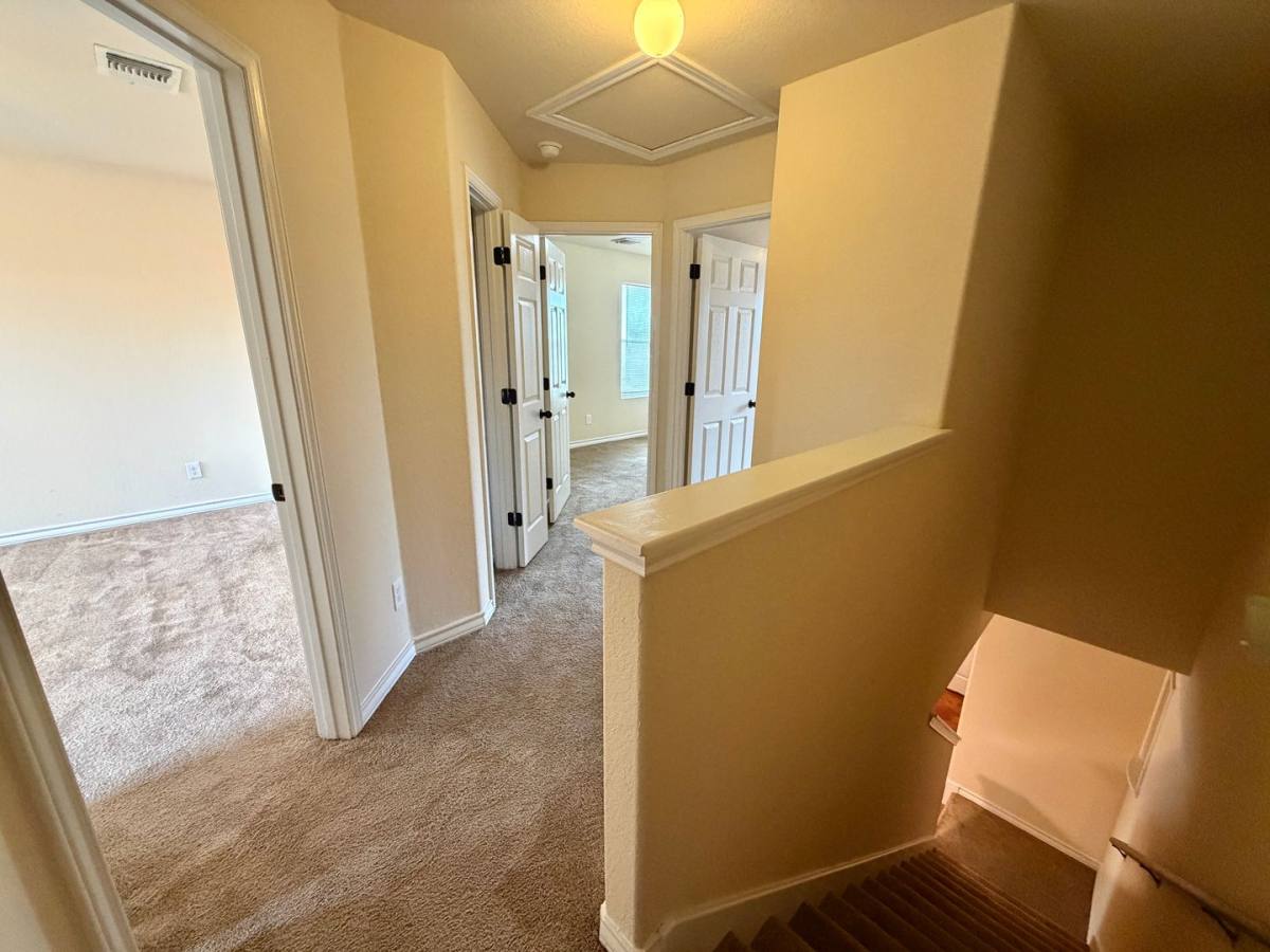 Townhouse for rent at 5011-5017 Stowers Blvd, San Antonio, TX 78238