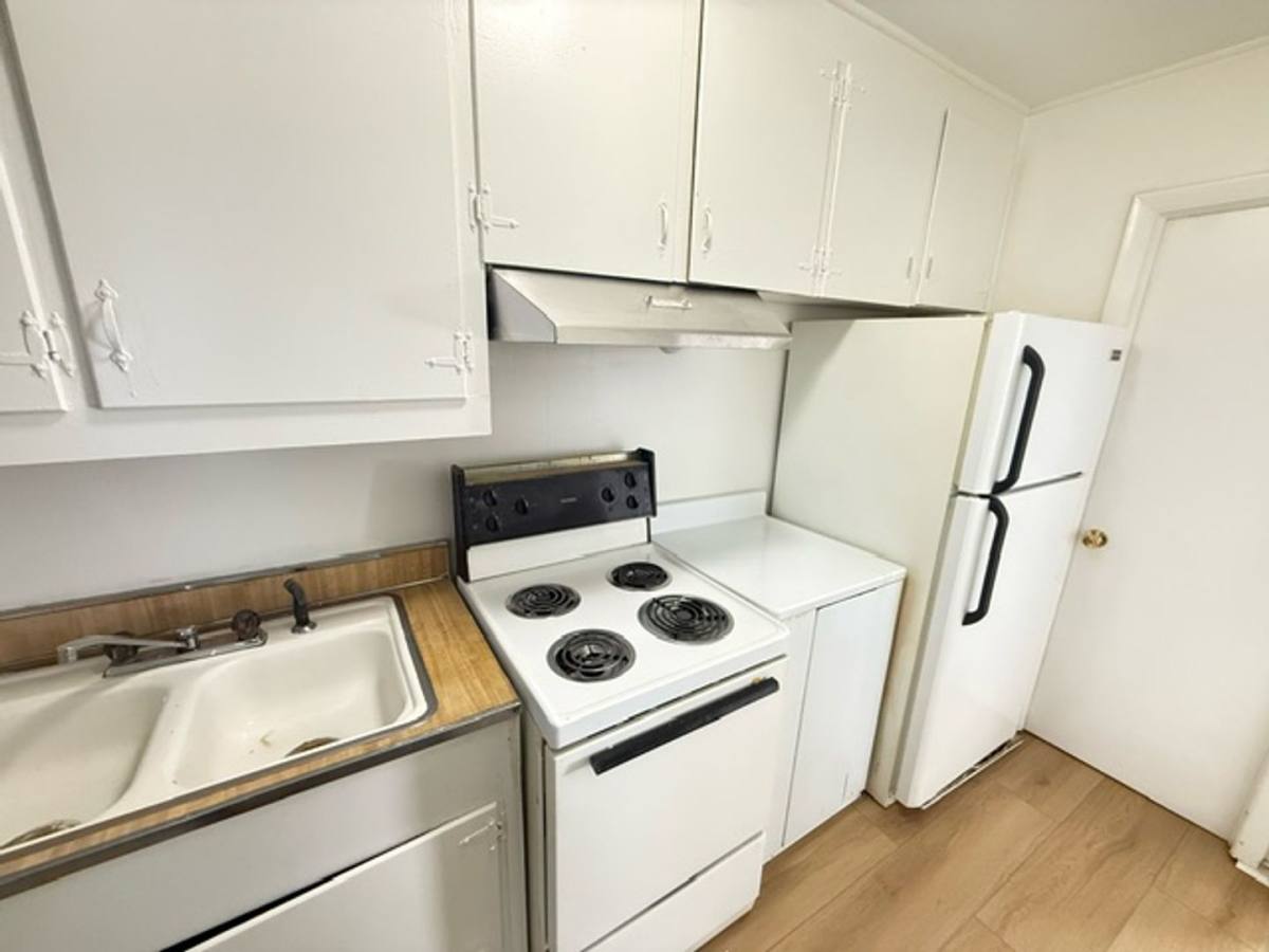 Apartment for rent at 1300 Lola Ave, Altavista, VA 24517