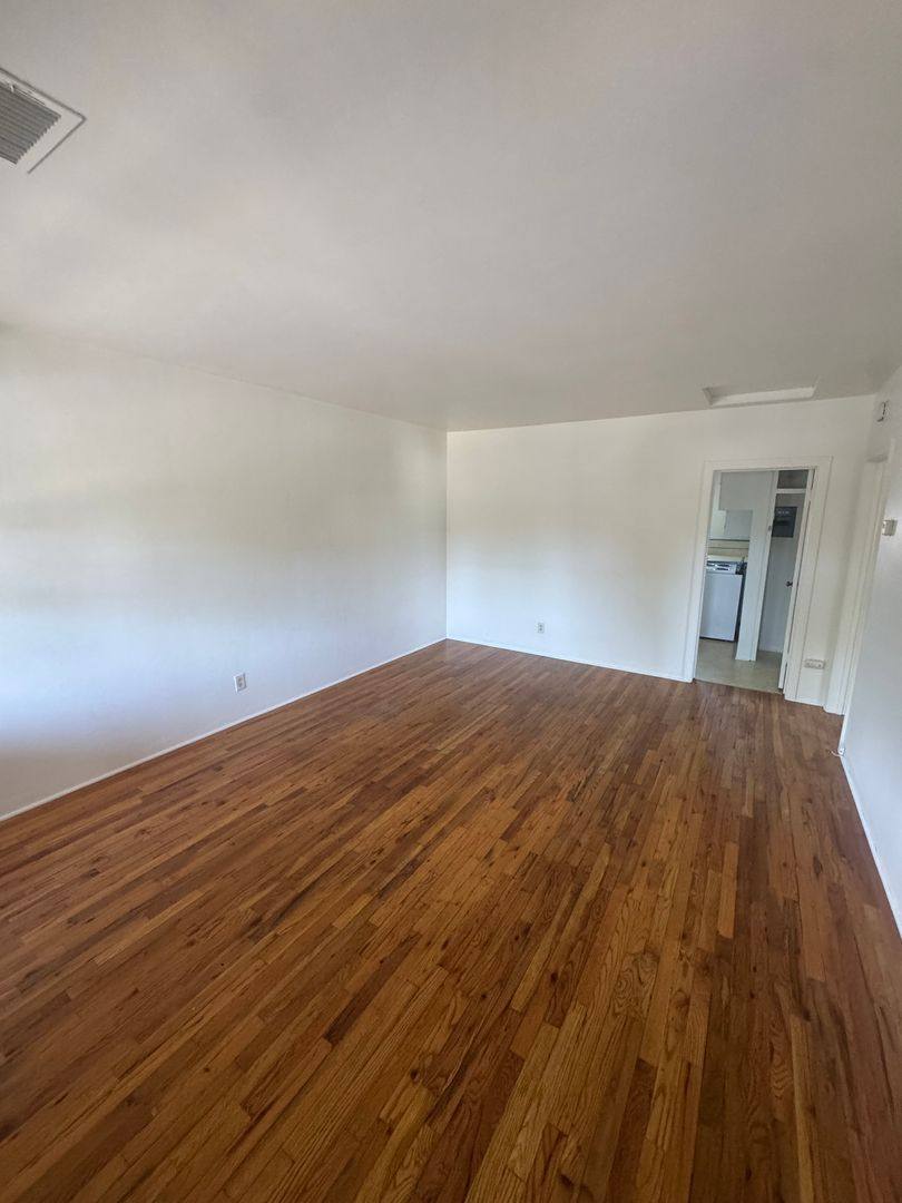 Apartment for rent at 324 N San Francisco St, Flagstaff, AZ 86001