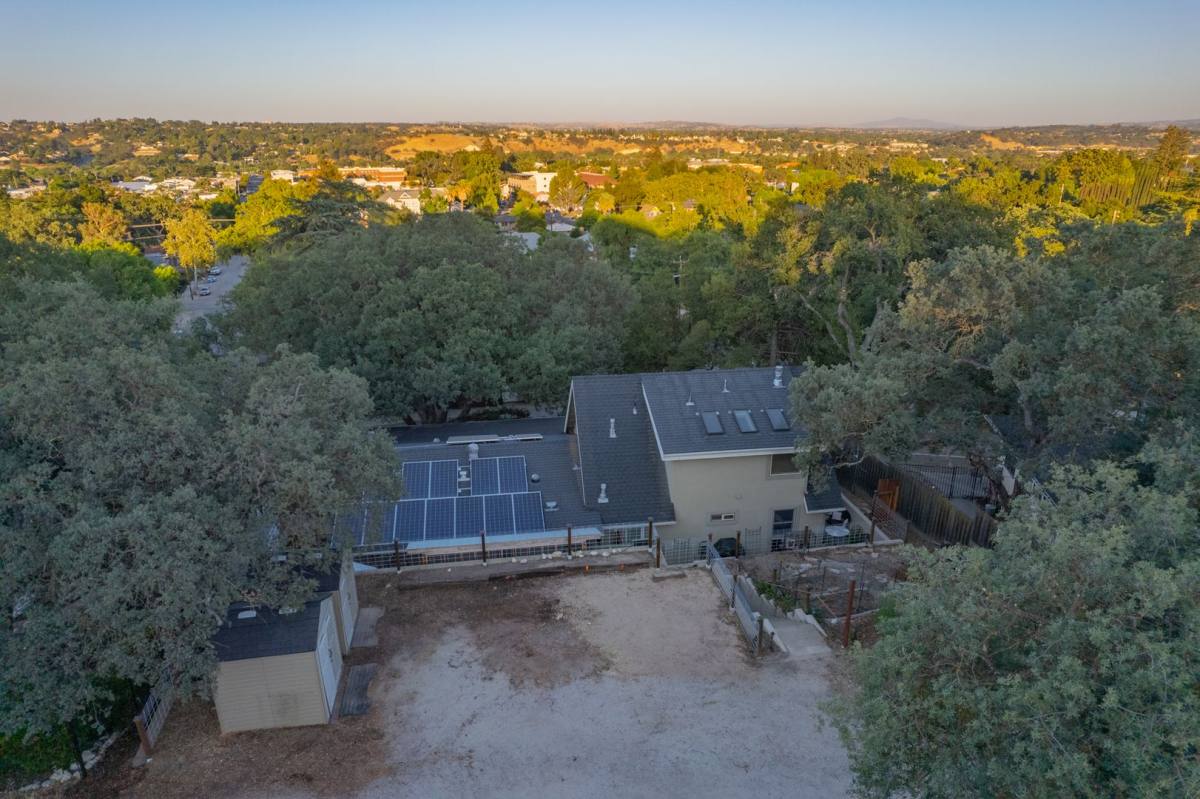 House for rent at 1241 Chestnut St, Paso Robles, CA 93446