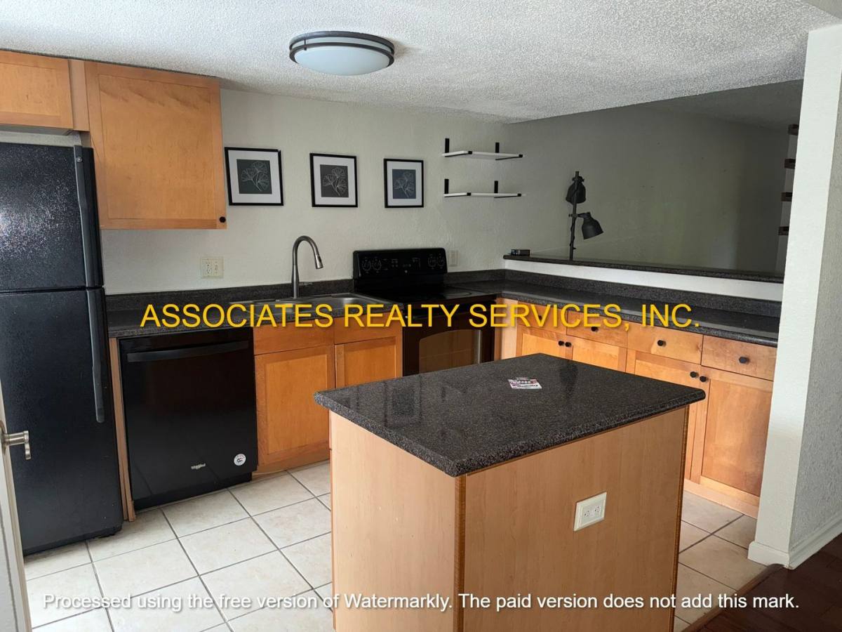 House for rent at 1810 NW 23rd Blvd, Gainesville, FL 32605