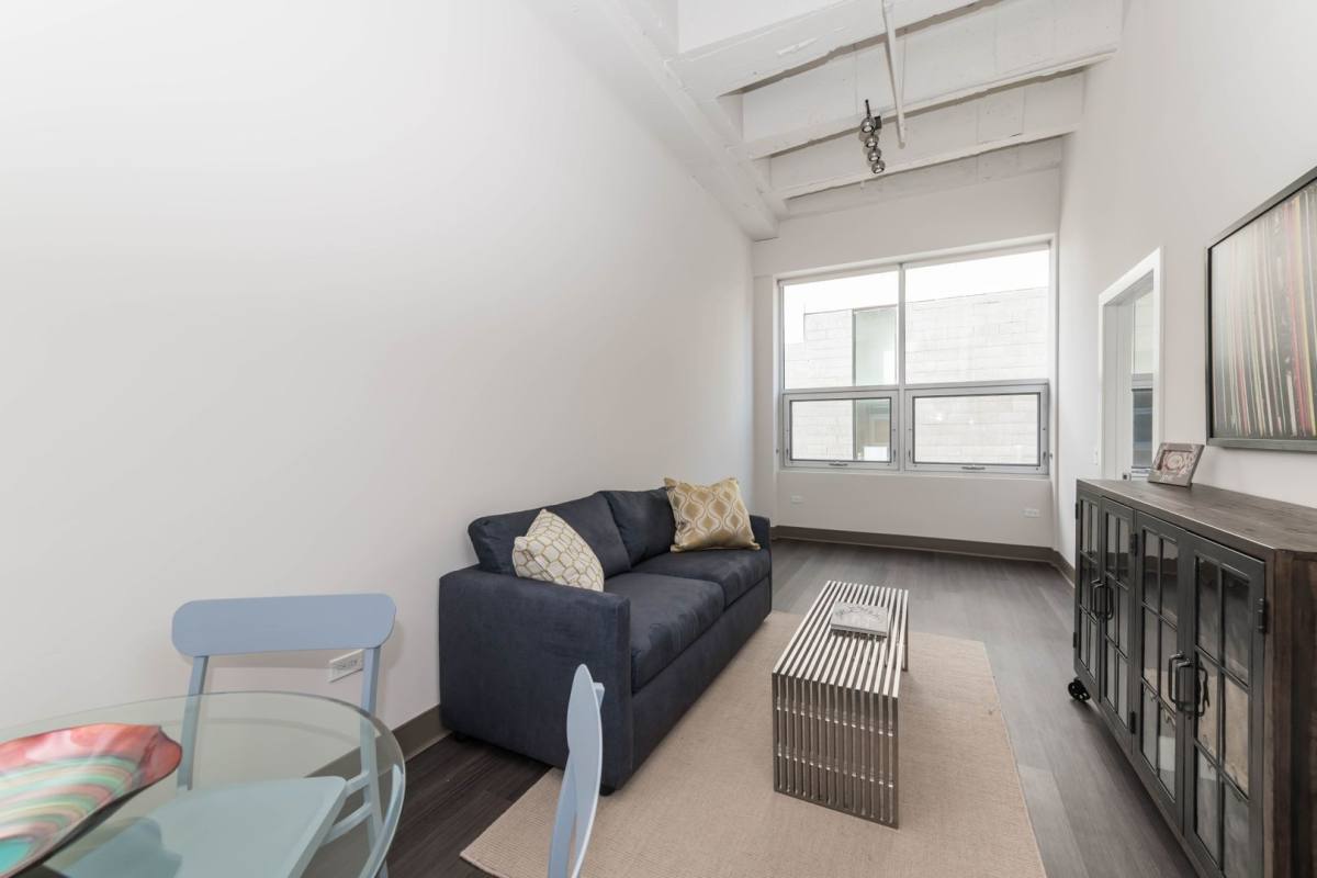 Apartment for rent at 820 S Michigan Ave, Chicago, IL 60605