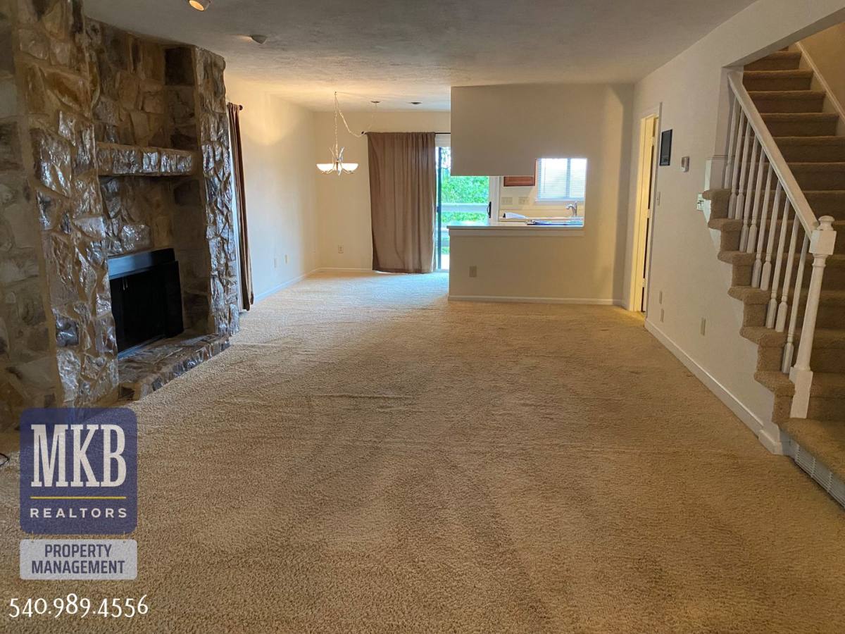 Townhouse for rent at 3377 Kelly Lane, Roanoke, VA 24018