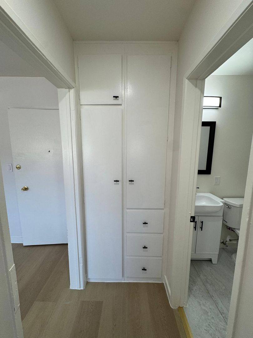 Apartment for rent at 4315 Burns Ave, Los Angeles, CA 90029