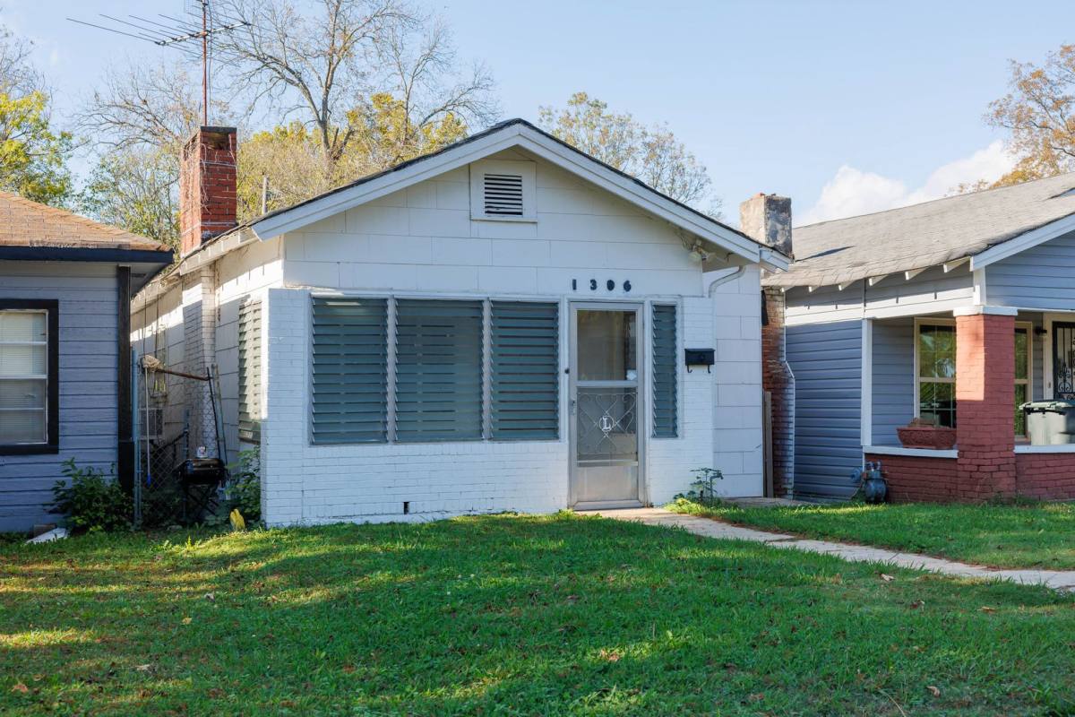House for rent at 1306 Ave R, Birmingham, AL 35218