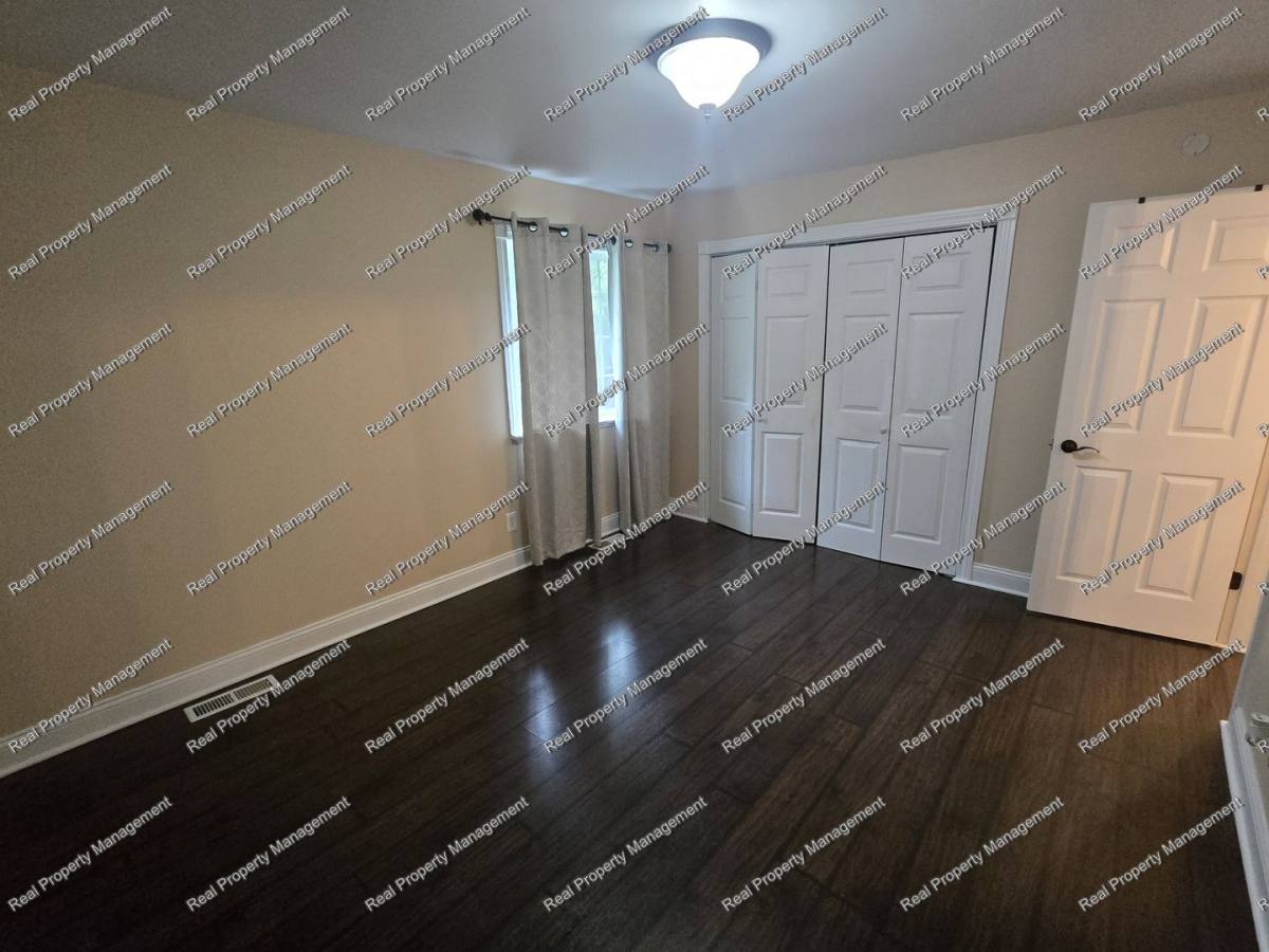 House for rent at 3788 Kingsway Dr, Crown Point, IN 46307
