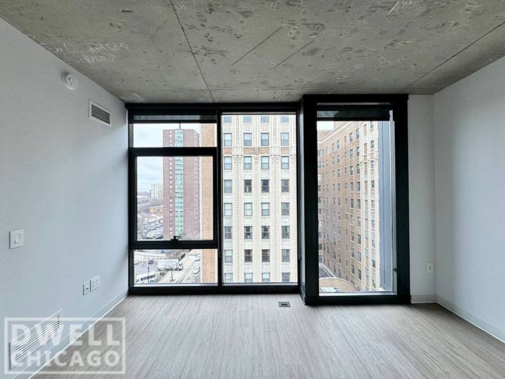 Apartment for rent at 4555 N Sheridan Rd, Chicago, IL 60640