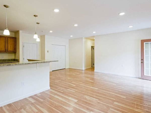 Apartment for rent at 757 Highland Ave, Needham Heights, MA 02494