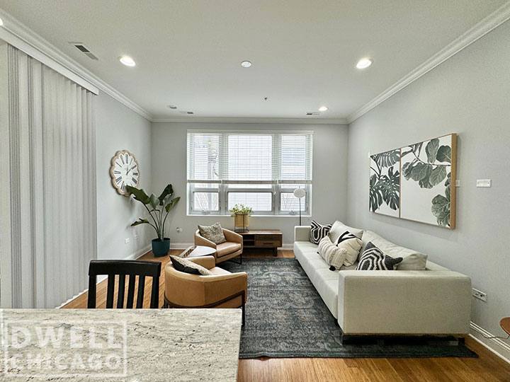 Apartment for rent at 837 S Wells St, Chicago, IL 60607