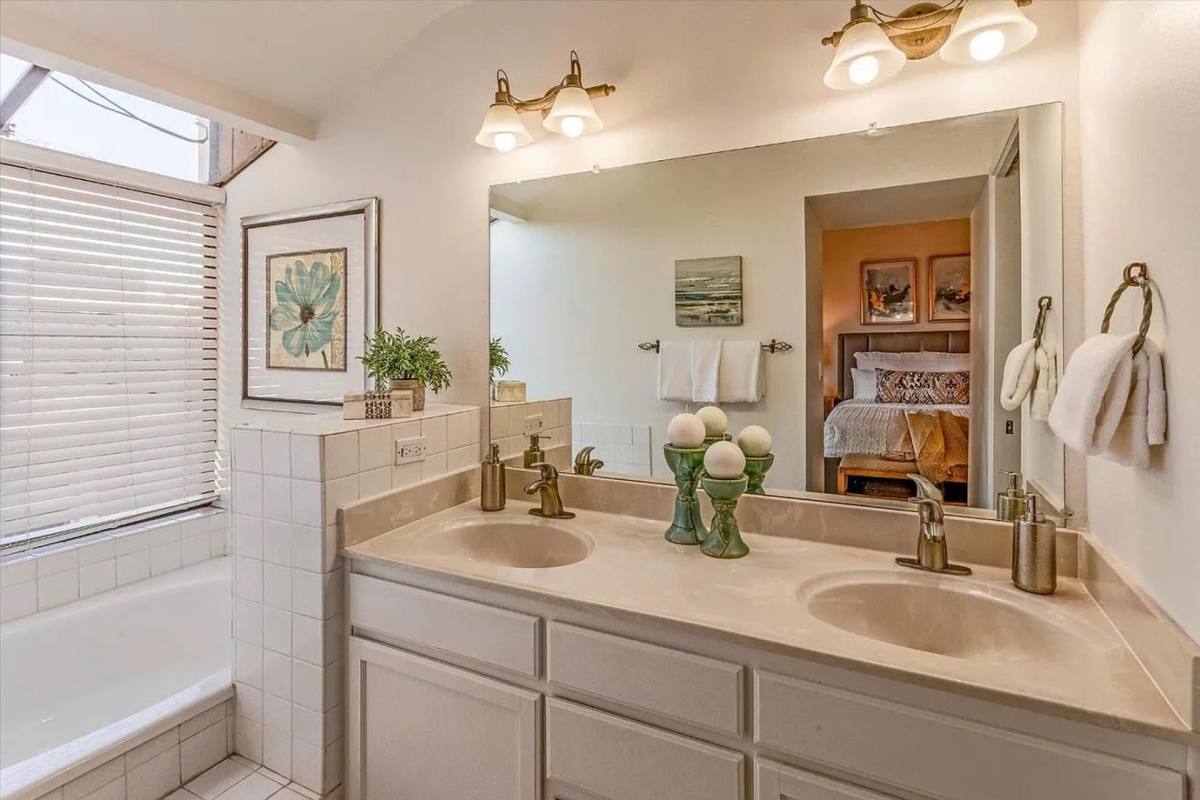 Condo for rent at 133 Union Ave, Campbell, CA 95008