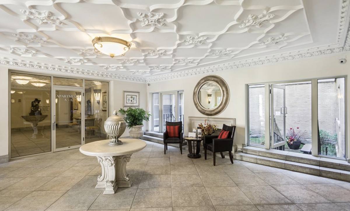 House for rent at 901 W Argyle St #2K, Chicago, IL 60640