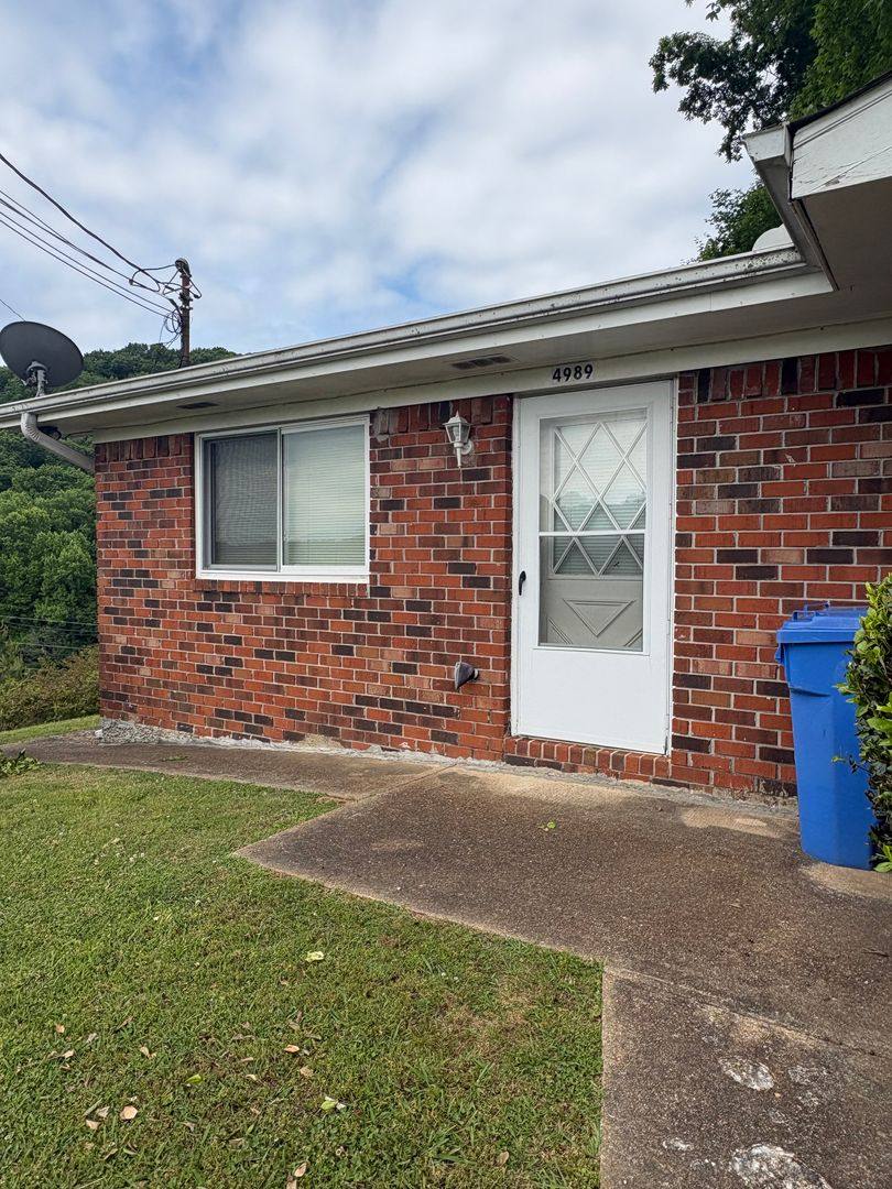 Apartment for rent at 4989 4991 Eastview Terrace, Apison, TN 37302