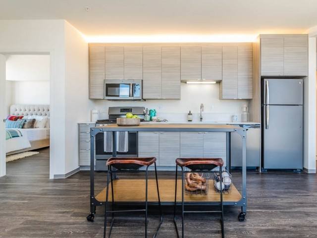 Apartment for rent at 1920 N Milwaukee Ave, Chicago, IL 60647