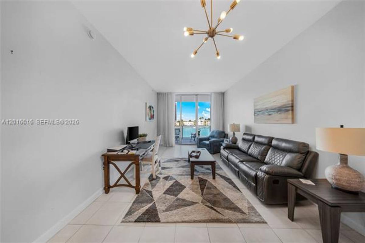 Condo for rent at 7928 E Dr, Miami Beach, FL 33141
